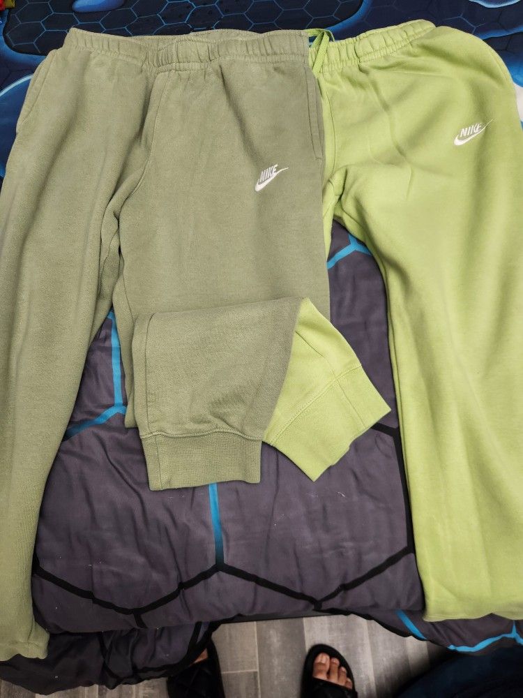 Men's Medium Nike Joggers