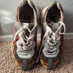 Gucci Shoes 