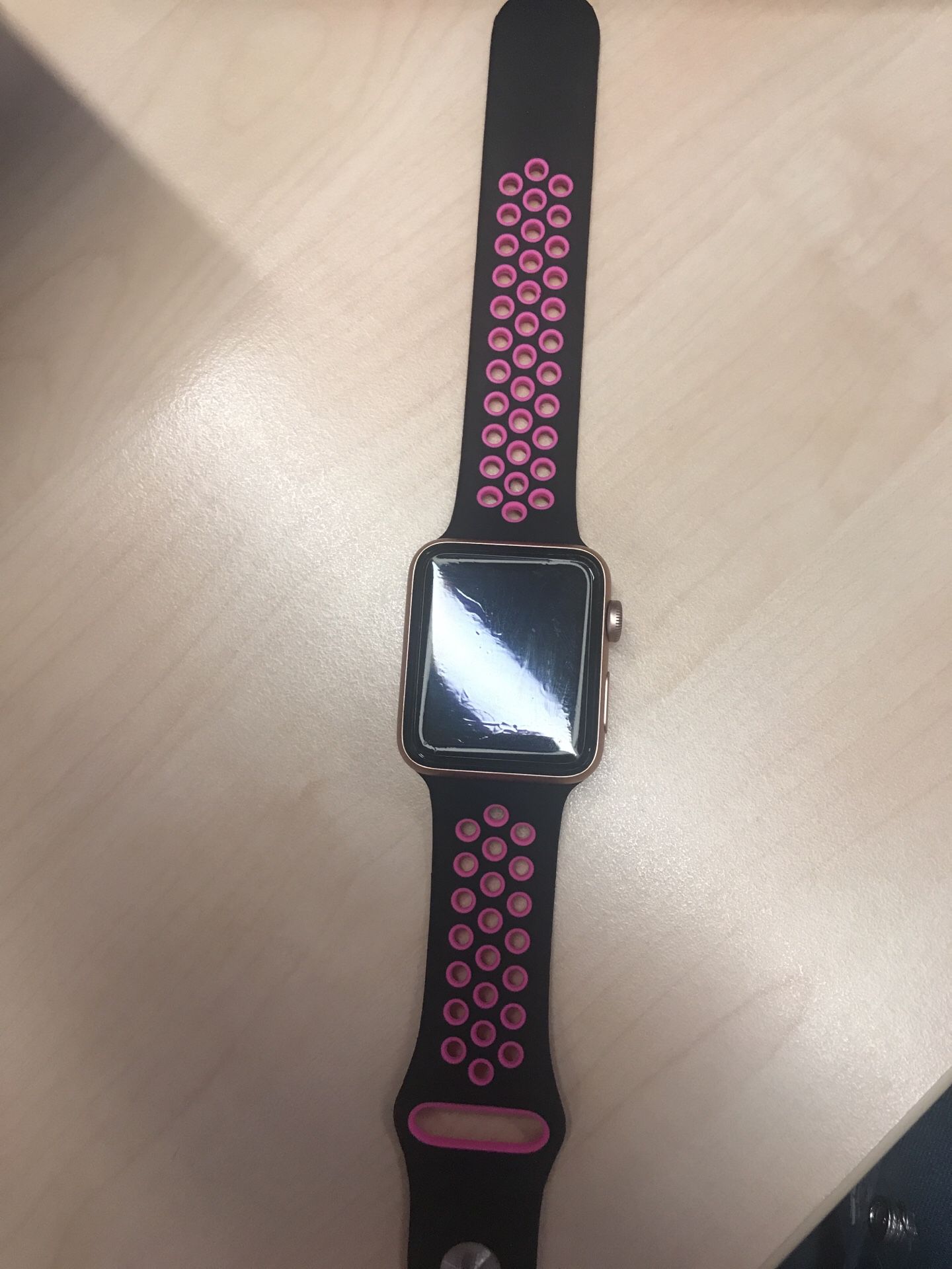 42 Series 3 Apple Watch rose gold with Cellular