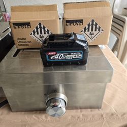 Makita Battery 40v 4.0 New