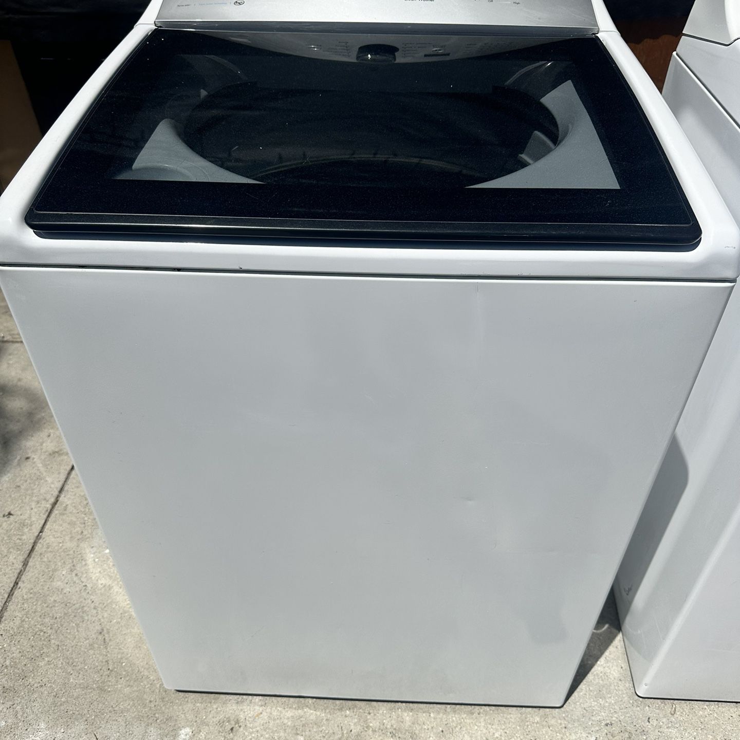 Kenmore Washer Like New  6 Month Warranty$250.