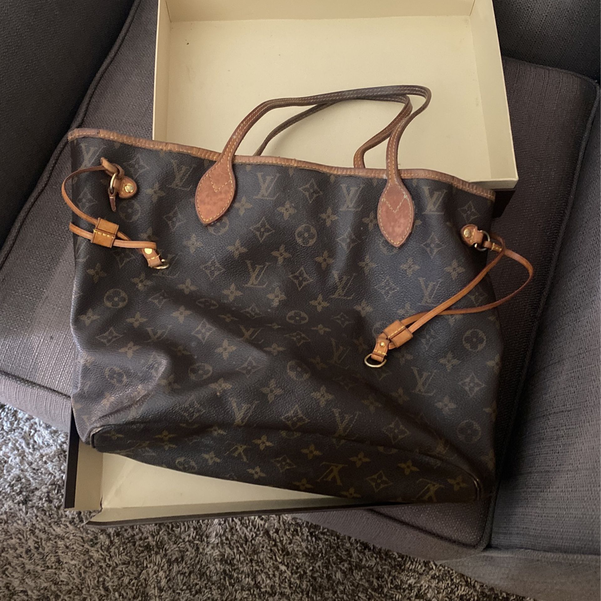 Sell Or Buy A Used Louis Vuitton