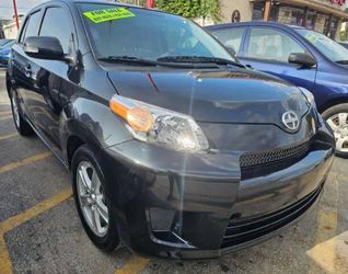 2010 Scion xD