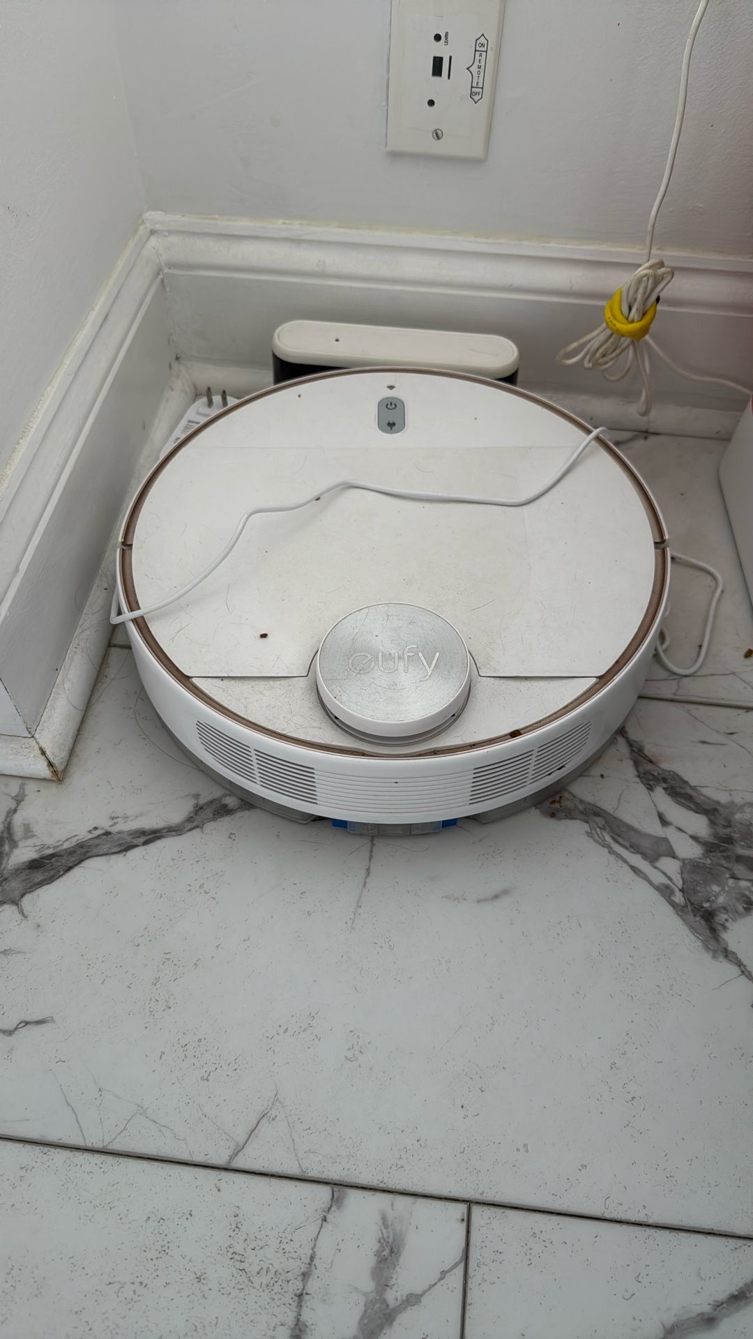 Eufy RoboVac L70 (Vacuum and mop)