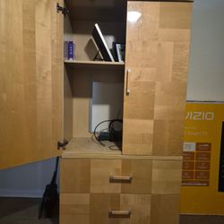 Armoire 2 Drawers& Holds Tv