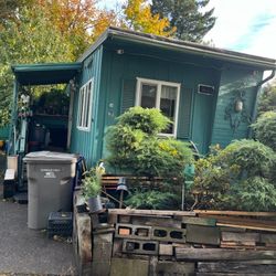 Mobile Home For Sale In Family Park