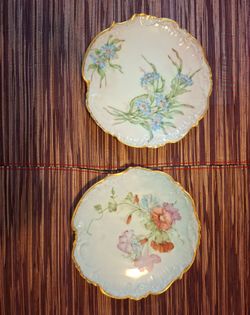 France Made Decorative plate wd Pure Gold Trim