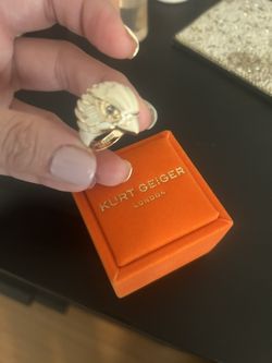 Kurt Geiger Beauty Sample