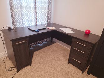 Like new Corner Desk With Integrated Power & Charging