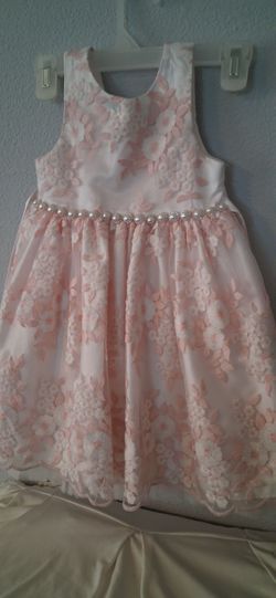 Vestidos de niña