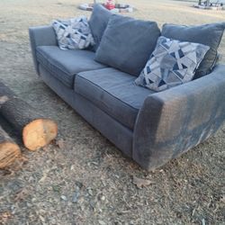 Free!! South Arlington Area