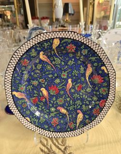 8 1/2" Royal Doulton Plate