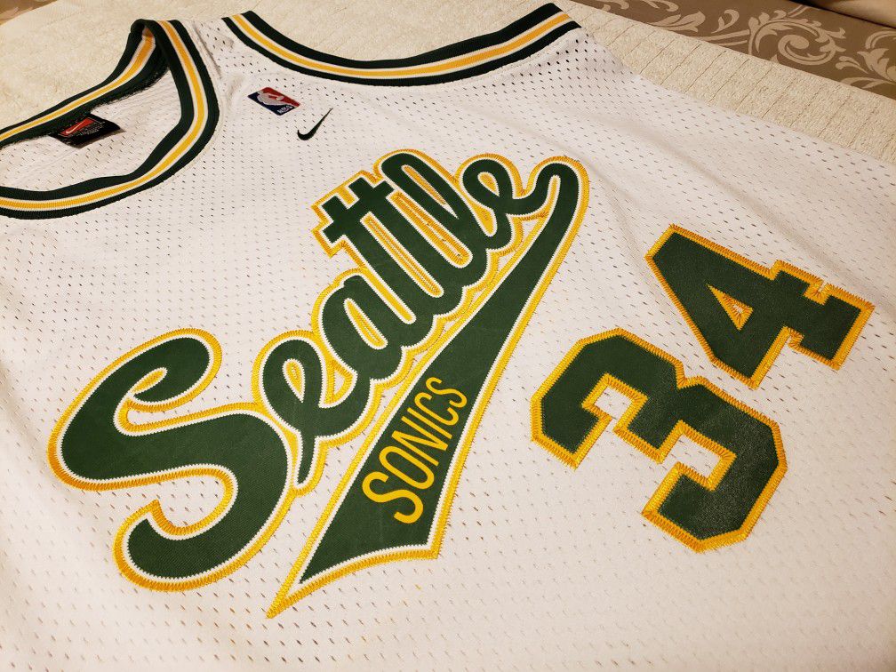 Seattle Supersonics Ray Allen Jersey for Sale in Puyallup, WA - OfferUp