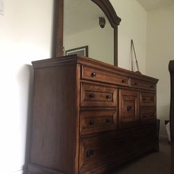 Aspenhome Dresser W/ Mirror