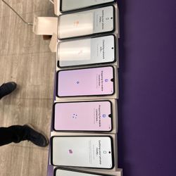 Motorola And Samsung Phones 