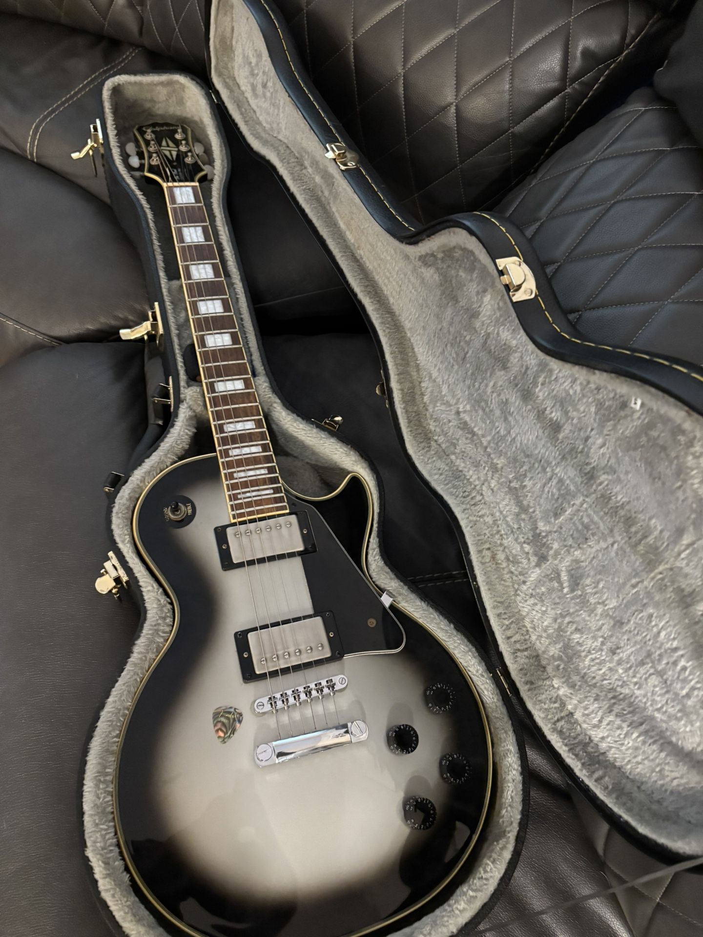 Epiphone Les Paul Custom Limited-Edition Electric Guitar
