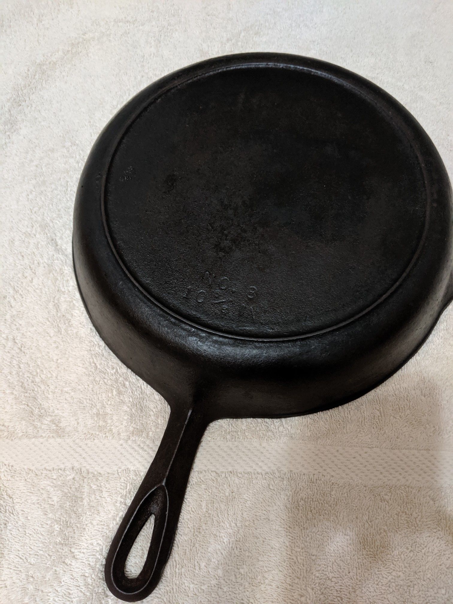 Vintage BSR cast iron skillet
