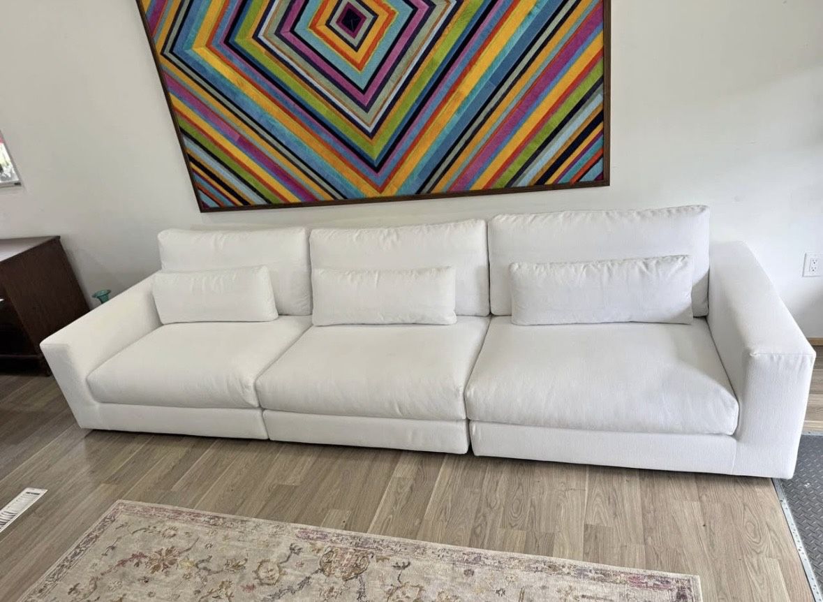 LUGANO MODULAR 3-PIECE SOFA ( I Can Deliver Anywhere In CA )