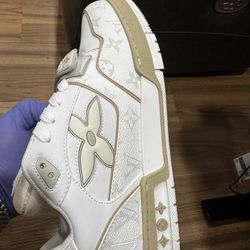LV TRAINER SKATE 