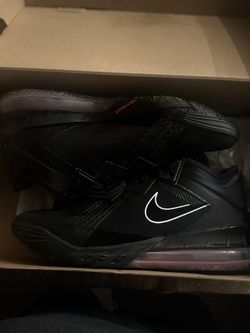 Nike LeBron 18