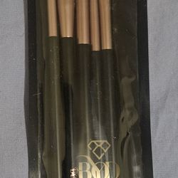 New Eyeshadow Brushes $5