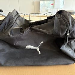3 Duffel Bags 