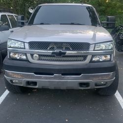 Silverado Hood And Grill