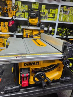 DEWALT CORDED 8-1/4 TABLE SAW LIKE NEW