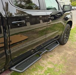 Estribos 2019 to 2026 Chevy Silverado / GMC Sierra Crew Cab Step Running Boards