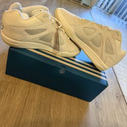 Adidas BadBo 1.0 Resilience Bad Bunny Size 9.5