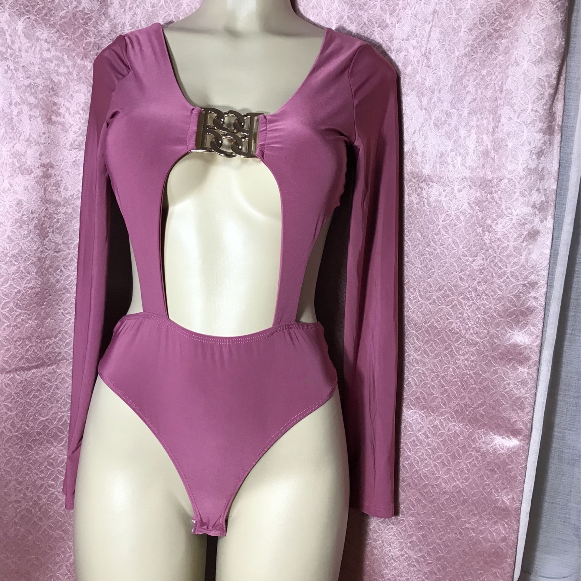 Bodysuit Size M $4