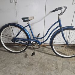Vintage 1962 Schwinn Hollywood Girls Bicycle