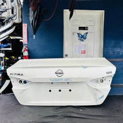 NISSAN ALTIMA 2019-2022 TRUNK OEM 