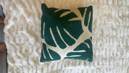 Urban Outfitters Palm Leaf Decorative Pillow 🌿