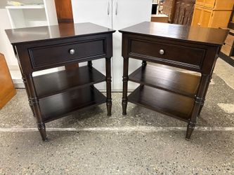 DREXEL Heritage Postobello Collection Gina Dark Walnut Single Drawer Nightstands (Set of 2)
