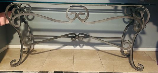 Glass Top Entry / Console Table – $50
