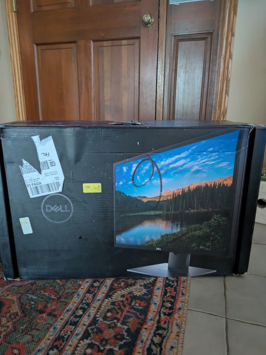 Dell  Ultrasharp Up2718q 27" 4k HDR Monitor Screen