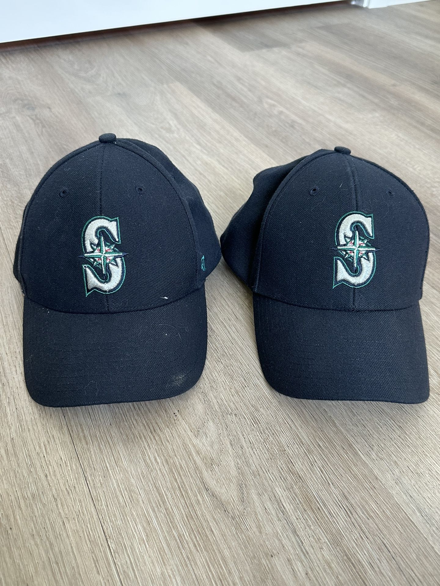 Seattle Mariners MLB Baseball Caps (2 Available)