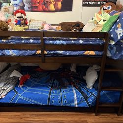 Twin Bunk Beds