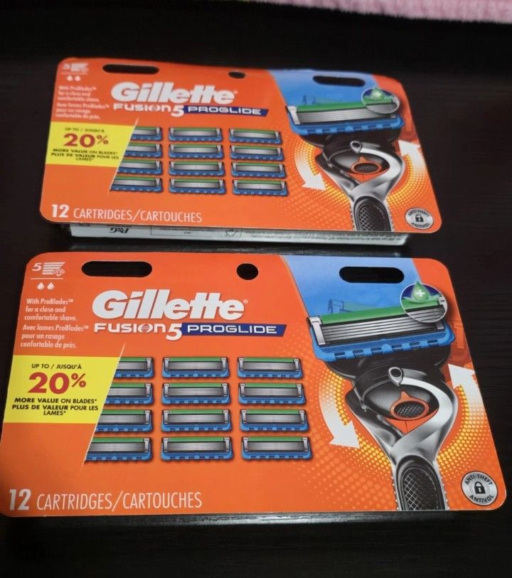 GILLETTE FUSION 5 RAZOR CARTRIDGES 12 PACK
