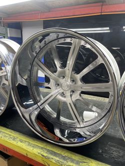 24” Forgiato S220 Wheels. Read Description. 