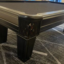Pool Table 8ft ( Free Delivery & Set Up ) 