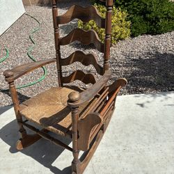 Vintage American Shaker Style Ladder Back Rocking Chair With Magazine Rack