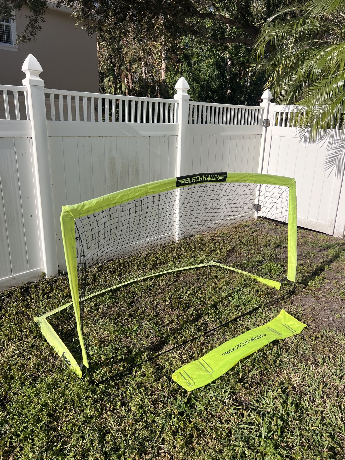 Franklin Sports Blackhawk Backyard Soccer Goal 6’x4’ - Portable Pop Up Soccer Nets
