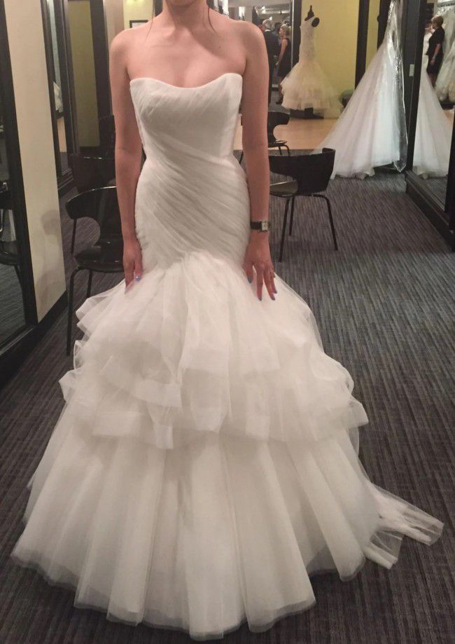 Monique Lhuillier Bliss Style 1411 -Never Used Open To Offers. Bridal Size 10/Street Size 6
