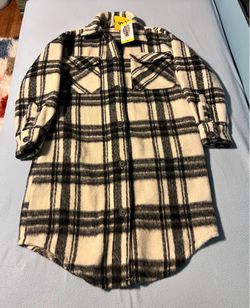 Steve Madden Cream & Black Plaid Shacket – New With Tags