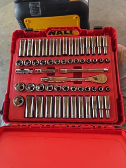 Milwaukee sockets