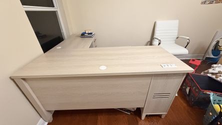 L Shaped Desk