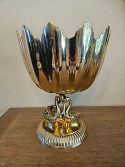 Mid-Century Hollywood Regency Solid Brass Large Bowl Pedestal Chalice