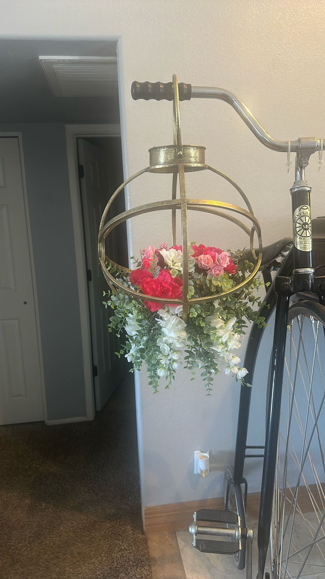 Hanging Floral Arrangement